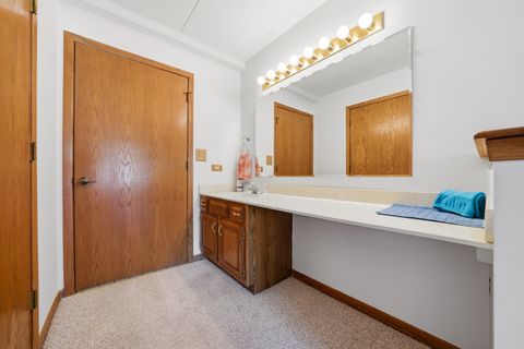 Tiny photo for 440 E Montrose Avenue #107, Wood Dale, IL 60191 (MLS # 12495905)