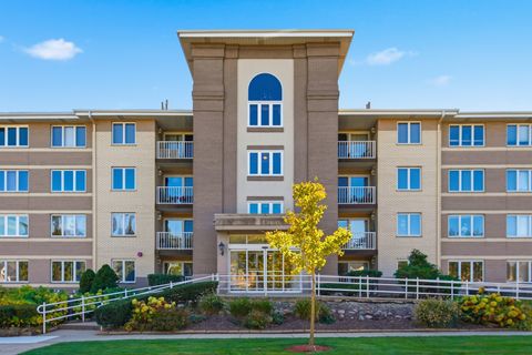 Photo of 440 E Montrose Avenue #107, Wood Dale, IL 60191 (MLS # 12495905) Photo of 440 E Montrose Avenue #107, Wood Dale, IL 60191 (MLS # 12495905)