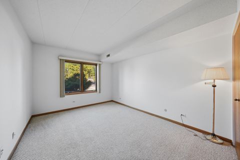 Tiny photo for 440 E Montrose Avenue #107, Wood Dale, IL 60191 (MLS # 12495905)