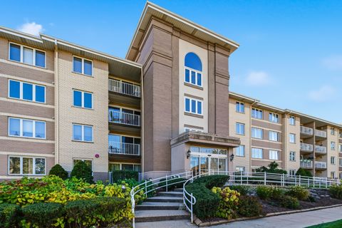 Tiny photo for 440 E Montrose Avenue #107, Wood Dale, IL 60191 (MLS # 12495905)