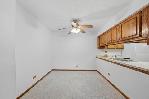 Tiny photo for 440 E Montrose Avenue #107, Wood Dale, IL 60191 (MLS # 12495905)