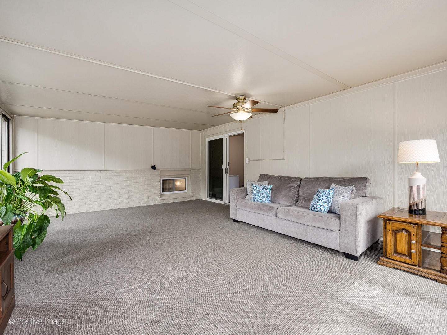 18902 Jonathan Lane