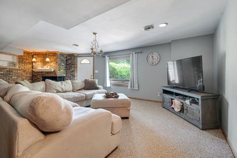 Tiny photo for 1686 Valencia Drive, Rockford, IL 61108 (MLS # 12721273)