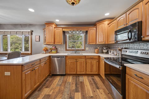 Tiny photo for 1686 Valencia Drive, Rockford, IL 61108 (MLS # 12721273)
