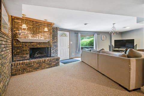 Tiny photo for 1686 Valencia Drive, Rockford, IL 61108 (MLS # 12721273)