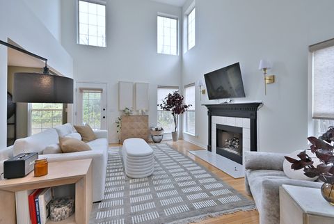 Tiny photo for 3207 Foxridge Court, Woodridge, IL 60517 (MLS # 12518003)