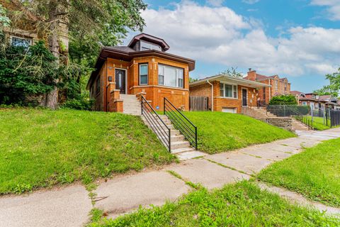 Photo of 12238 S Yale Avenue, Chicago, IL 60628 (MLS # 12709140)