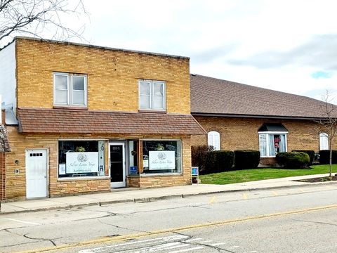 220 S Main Street 2 Wauconda IL 60084
