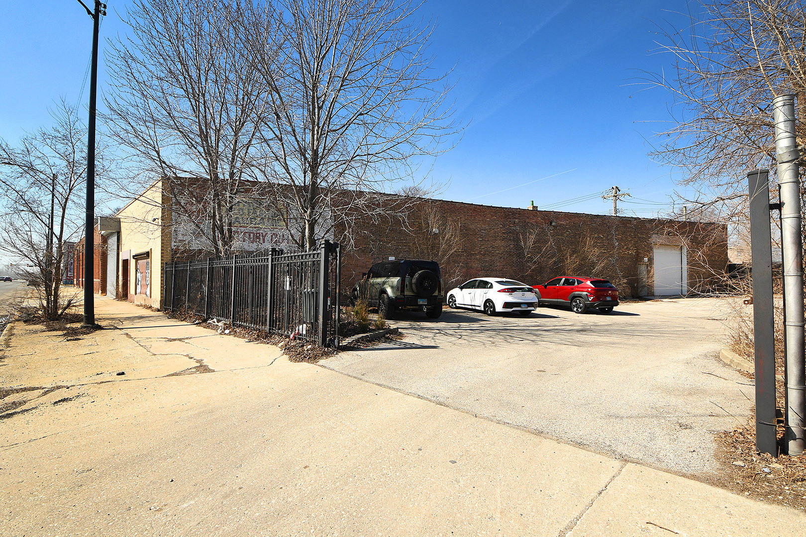 4342 W Ogden Avenue