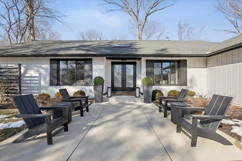 Tiny photo for 1828 White Fence Lane, Libertyville, IL 60048 (MLS # 12573581)