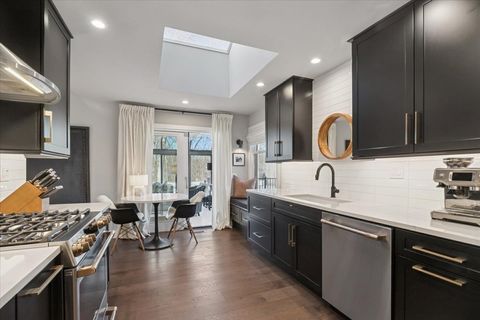 Tiny photo for 1828 White Fence Lane, Libertyville, IL 60048 (MLS # 12573581)