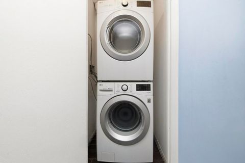 Tiny photo for 142 Klein Creek Court #B, Carol Stream, IL 60188 (MLS # 12575637)