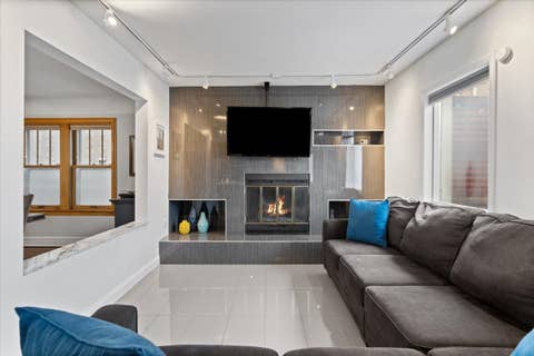 Tiny photo for 6455 N Talman Avenue, Chicago, IL 60645 (MLS # 12670514)