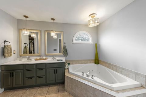 Tiny photo for 1120 Oxford Circle, Sycamore, IL 60178 (MLS # 12519799)