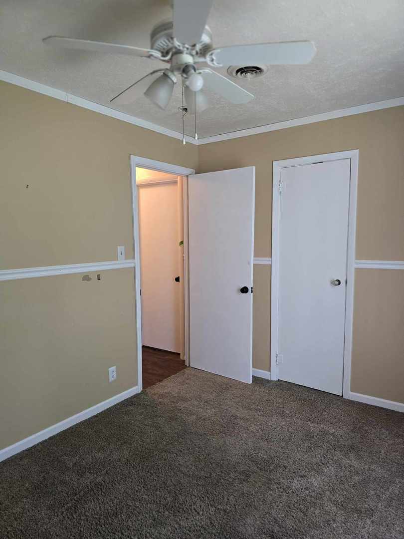 1145 EASTVIEW Drive