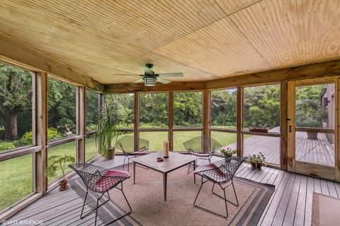 Tiny photo for 1707 Lynwood Court, Flossmoor, IL 60422 (MLS # 12619032)