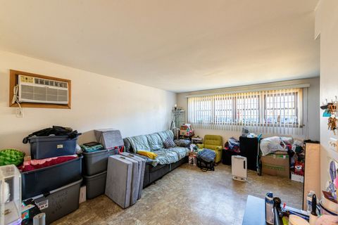 Tiny photo for 1933 N 18th Avenue, Melrose Park, IL 60160 (MLS # 12574758)