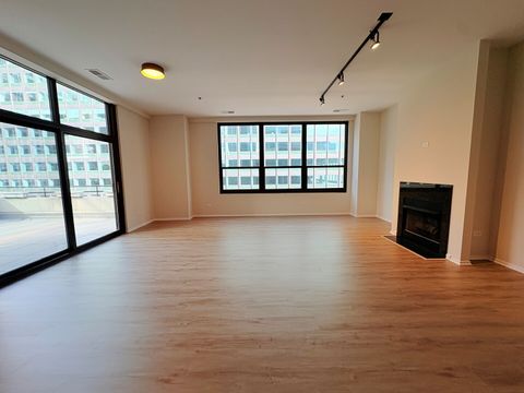 Tiny photo for 130 S Canal Street #9M, Chicago, IL 60606 (MLS # 12583583)