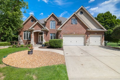 22417 Hughes Street Frankfort IL 60423