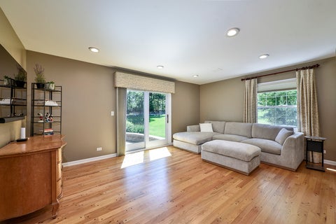 Tiny photo for 381 Grayfriars Lane, Inverness, IL 60067 (MLS # 12669378)
