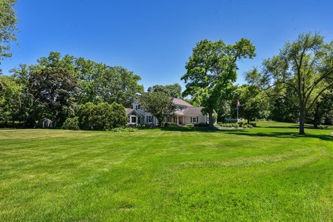 Tiny photo for 381 Grayfriars Lane, Inverness, IL 60067 (MLS # 12669378)