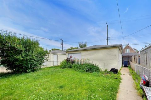 Tiny photo for 3439 S Hermitage Avenue, Chicago, IL 60608 (MLS # 12675495)