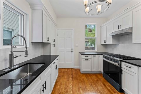 Tiny photo for 2135 W Leland Avenue, Chicago, IL 60625 (MLS # 12515717)