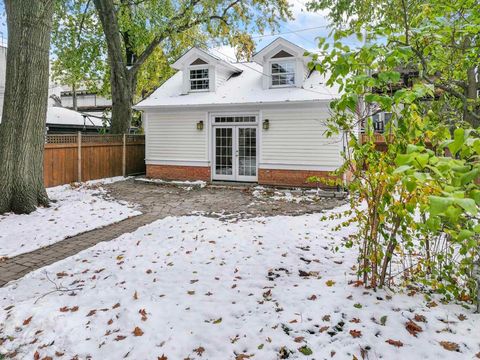 Tiny photo for 2135 W Leland Avenue, Chicago, IL 60625 (MLS # 12515717)