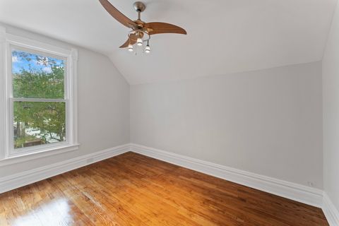 Tiny photo for 2135 W Leland Avenue, Chicago, IL 60625 (MLS # 12515717)