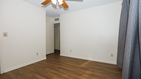Tiny photo for 800 W Hamilton Street, Atlanta, IL 61723 (MLS # 12456014)