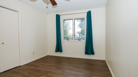Tiny photo for 800 W Hamilton Street, Atlanta, IL 61723 (MLS # 12456014)
