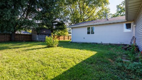 Tiny photo for 800 W Hamilton Street, Atlanta, IL 61723 (MLS # 12456014)