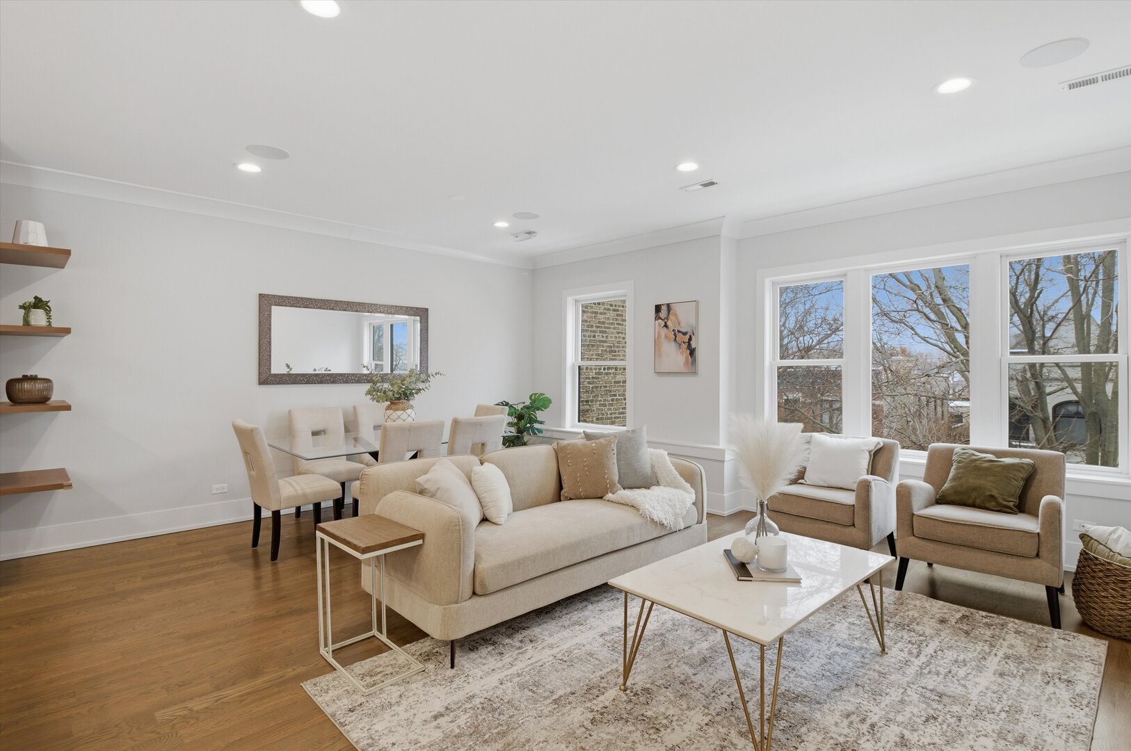 1304 N Hoyne Avenue 3