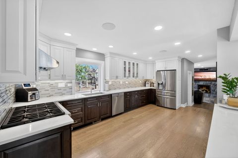 Tiny photo for Arlington Heights, IL 60004 (MLS # 12636519)
