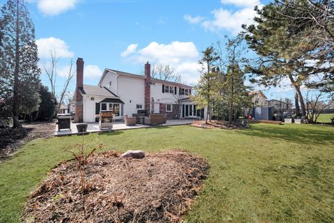 Tiny photo for Arlington Heights, IL 60004 (MLS # 12636519)