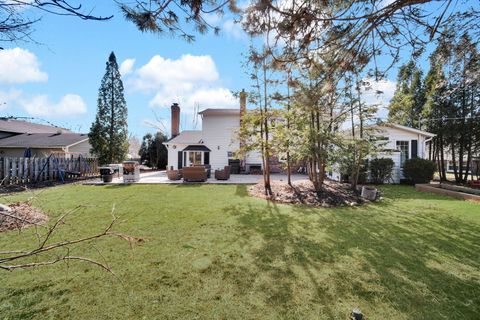 Tiny photo for Arlington Heights, IL 60004 (MLS # 12636519)