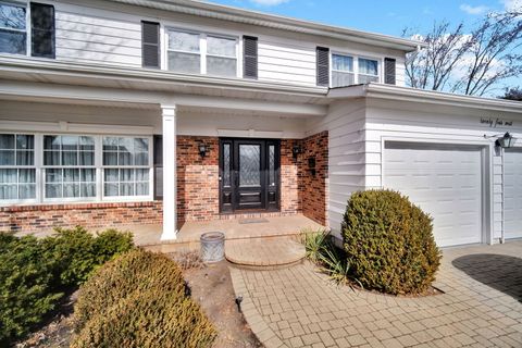 Tiny photo for Arlington Heights, IL 60004 (MLS # 12636519)