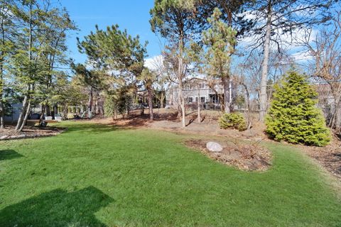 Tiny photo for Arlington Heights, IL 60004 (MLS # 12636519)