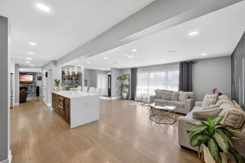 Tiny photo for Arlington Heights, IL 60004 (MLS # 12636519)