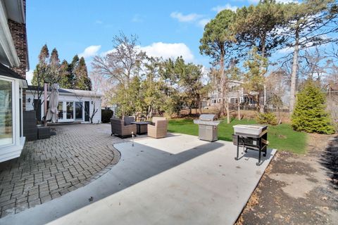 Tiny photo for Arlington Heights, IL 60004 (MLS # 12636519)