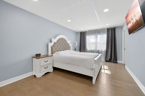 Tiny photo for Arlington Heights, IL 60004 (MLS # 12636519)