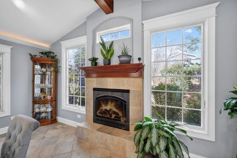 Tiny photo for Arlington Heights, IL 60004 (MLS # 12636519)