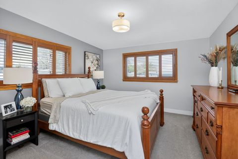 Tiny photo for 10681 Newbury Street, Westchester, IL 60154 (MLS # 12628468)