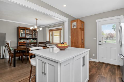 Tiny photo for 10681 Newbury Street, Westchester, IL 60154 (MLS # 12628468)