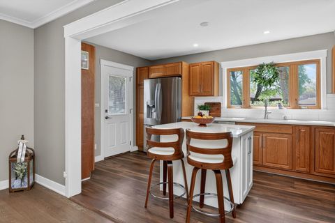 Tiny photo for 10681 Newbury Street, Westchester, IL 60154 (MLS # 12628468)