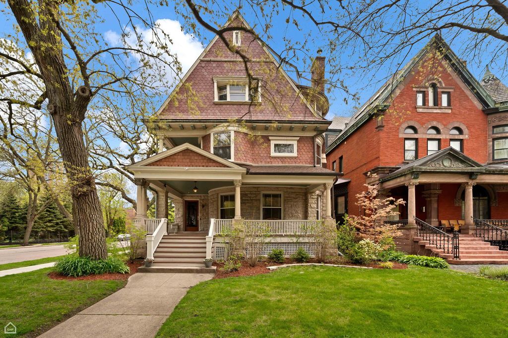 Photo for 4801 S Kimbark Avenue, Chicago, IL 60615 (MLS # 12362024)