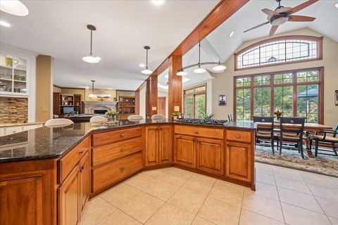 Tiny photo for 3203 Greenwood Lane, St. Charles, IL 60175 (MLS # 12500573)