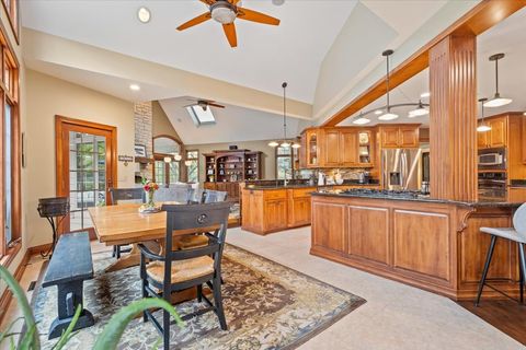 Tiny photo for 3203 Greenwood Lane, St. Charles, IL 60175 (MLS # 12500573)