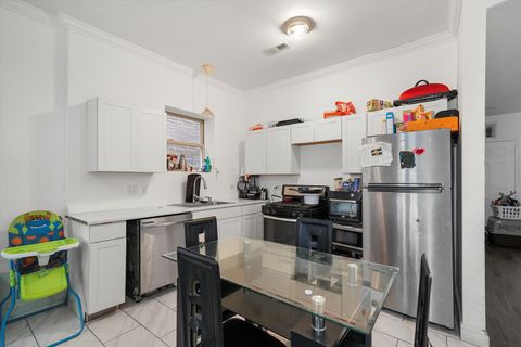 Tiny photo for 1453 W GARFIELD Boulevard #2, Chicago, IL 60636 (MLS # 12495637)