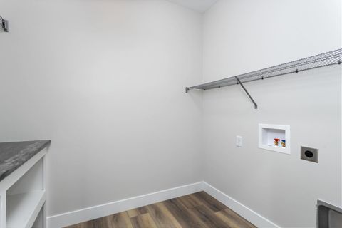 Tiny photo for 6 Viola Drive, Le Claire, IA 52753 (MLS # 12618871)